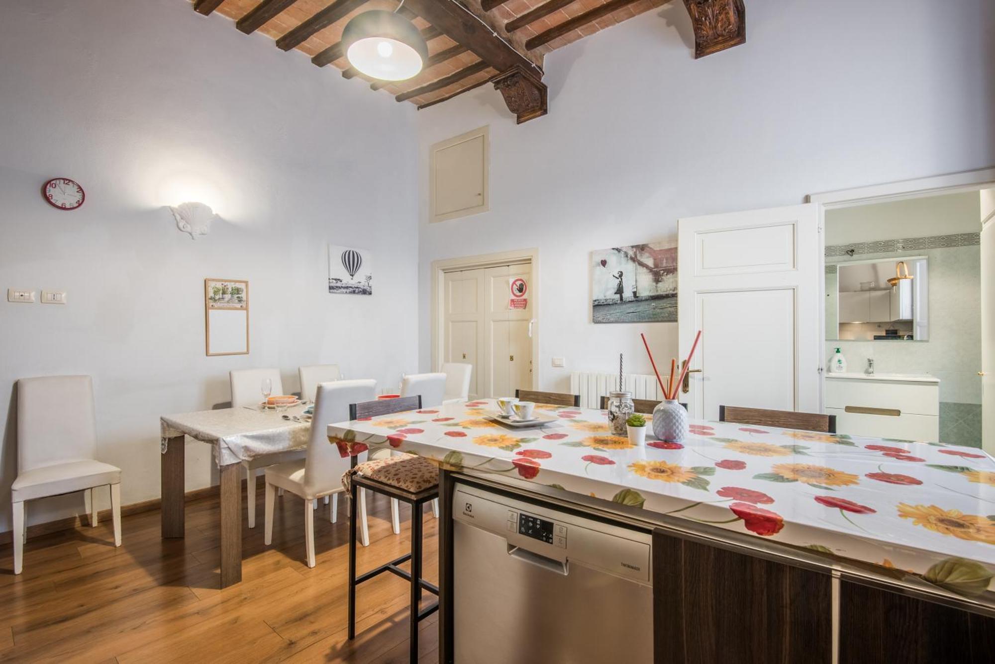 Incantevole Appartamento Banchi Di Sopra Siena Buitenkant foto