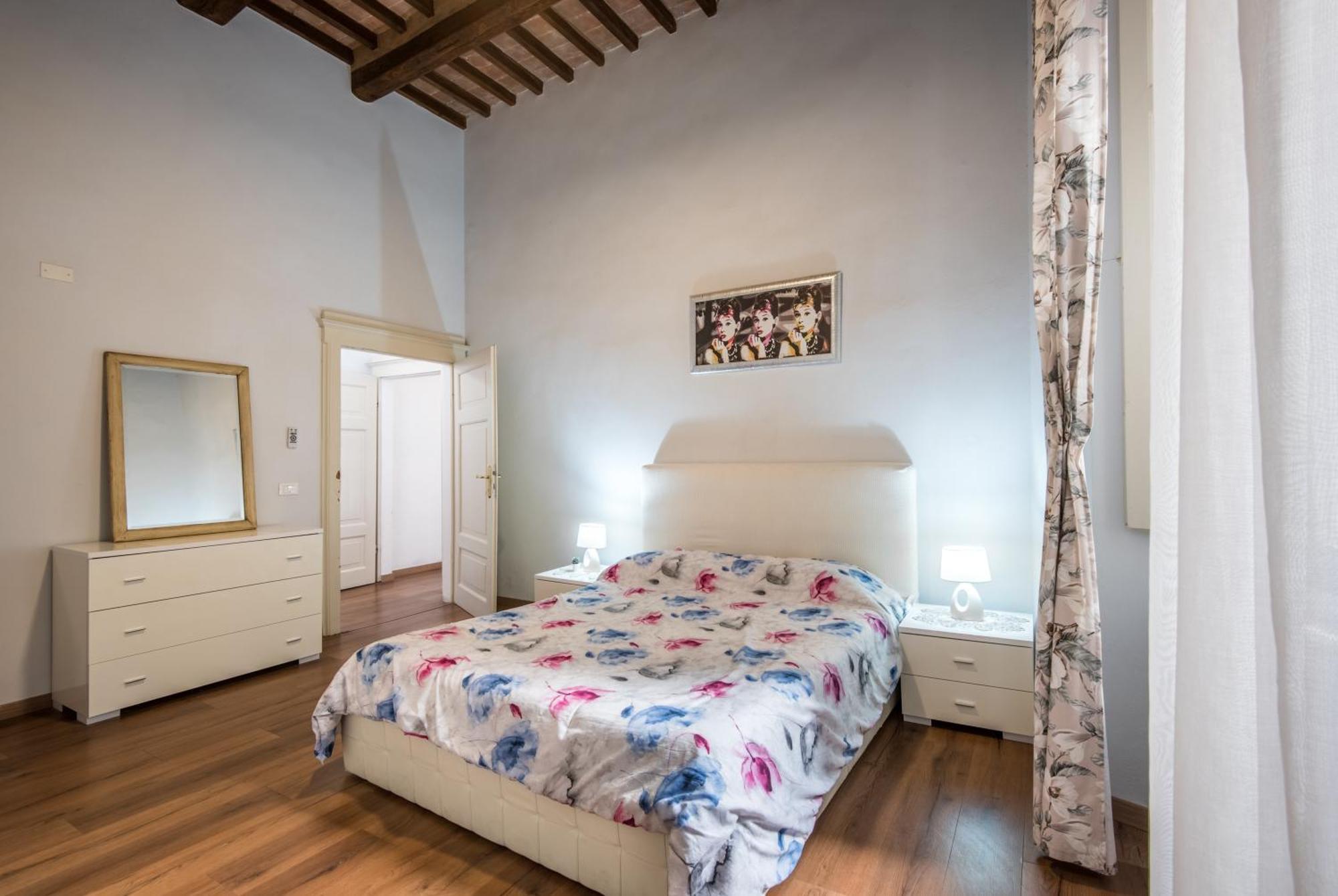 Incantevole Appartamento Banchi Di Sopra Siena Buitenkant foto